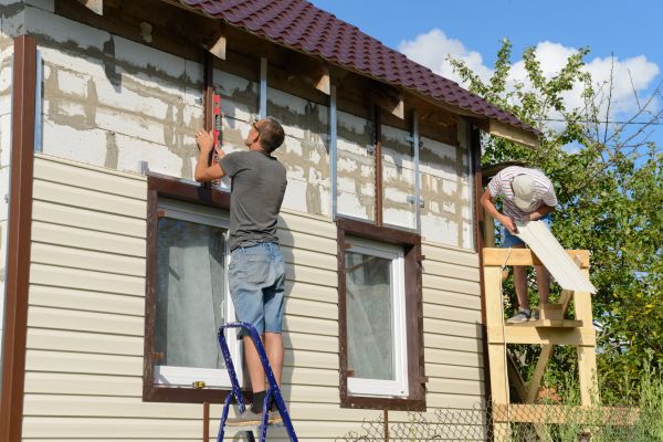 Cost of Handyman Siding Repair in Destin