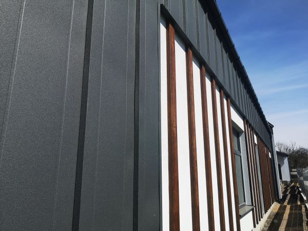 Cost of Metal Cladding Repair in Destin