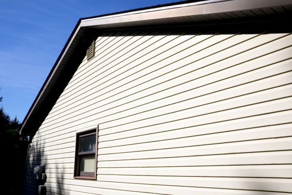 Cost of Dutch Lap Siding Installation in Destin
