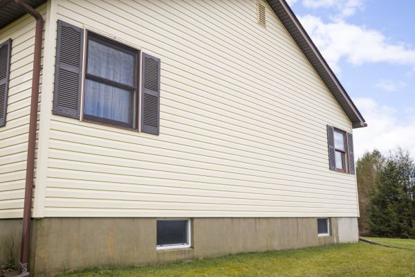 Cost of Dutch Lap Siding Repair in Destin